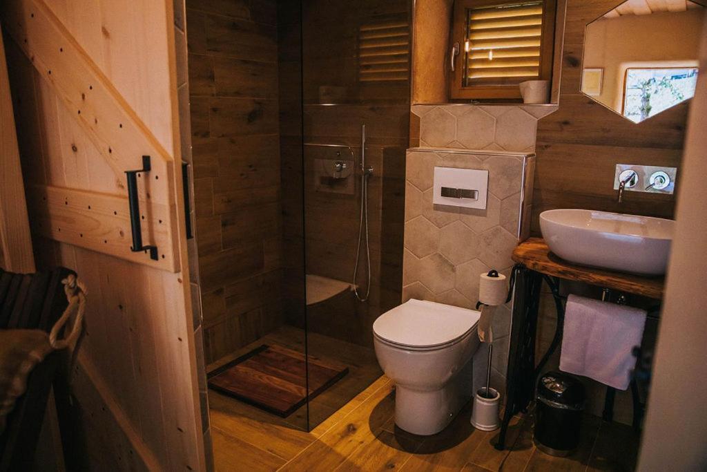 Ferienwohnung Sleeping With Bees - Tourist Farm Muha Grosuplje Exterior foto